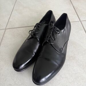 Dolce & Gabbana Black Leather Oxford Dress Shoes – Men’s Size 10, Made in Italy